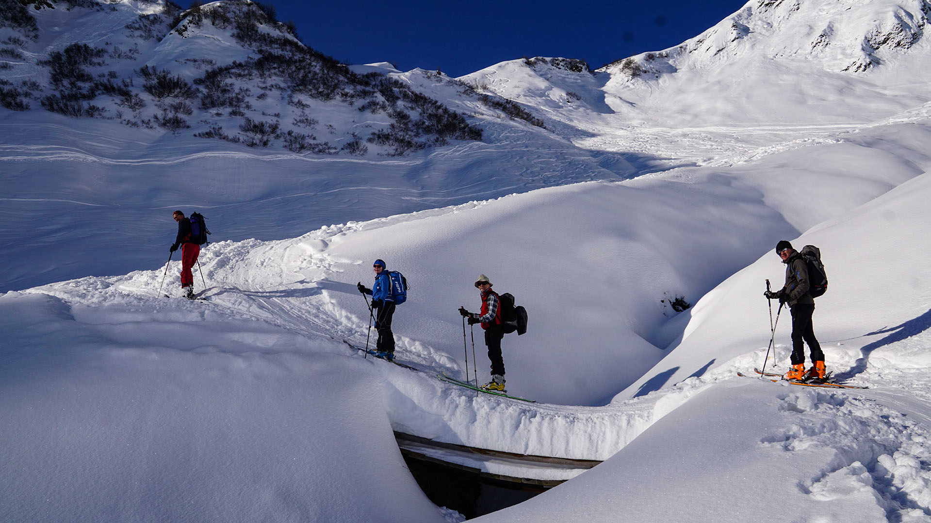 2020 01 20 Schneebrücke im Aufstieg