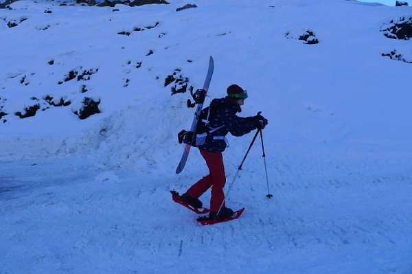 schneeschuhlaeufer oberbergtal