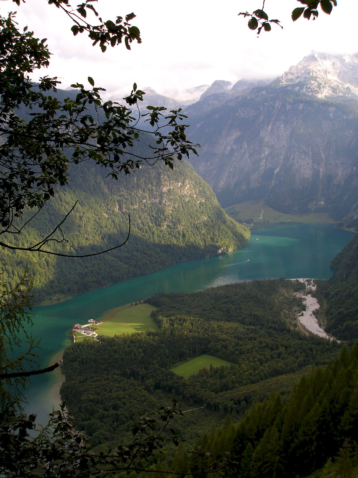 07090220BGD Koenigssee low