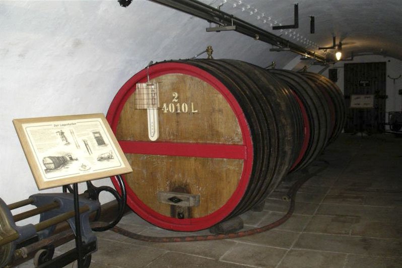 10_w100203_imgp0_20151016_1270043025